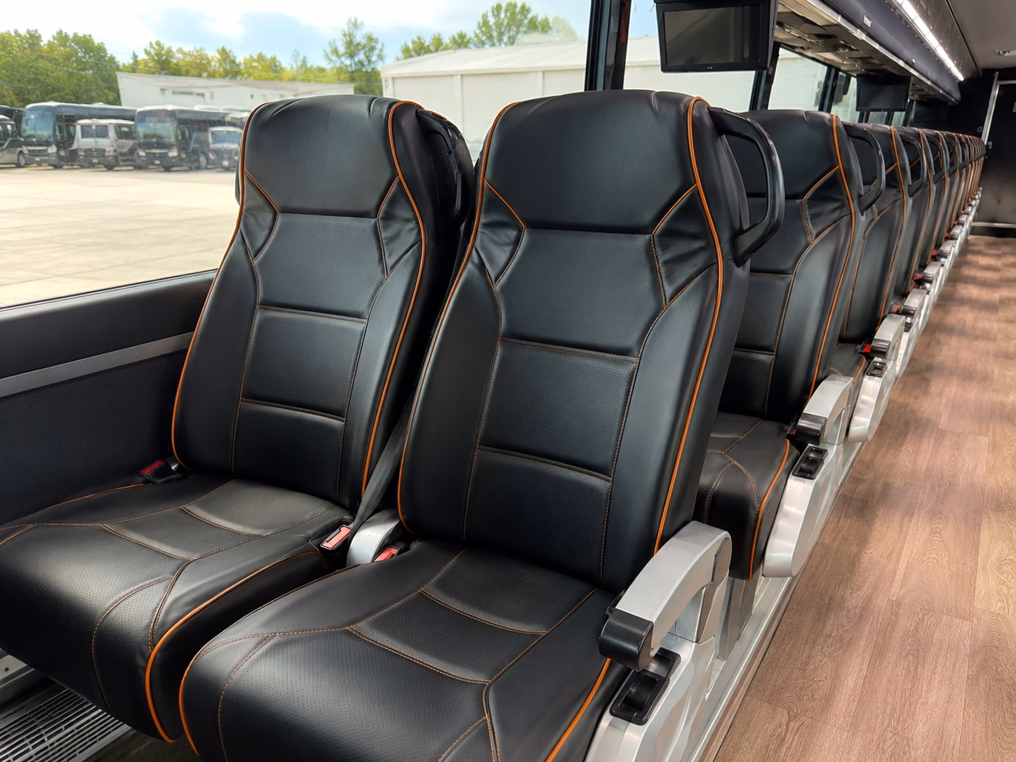 charter buses for large pflugerville prom groups traveling together